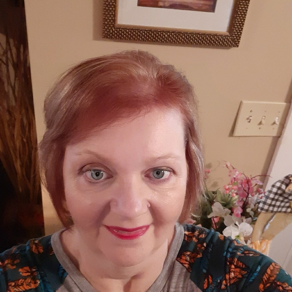 Meet your Posher, Christine